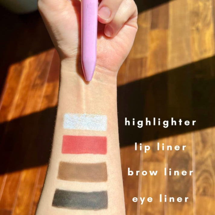 High Gloss Makeup GlamPen : All-in-One Highlighter